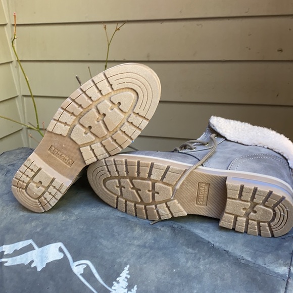 Sonoma brand shoes - Picture 2 of 6